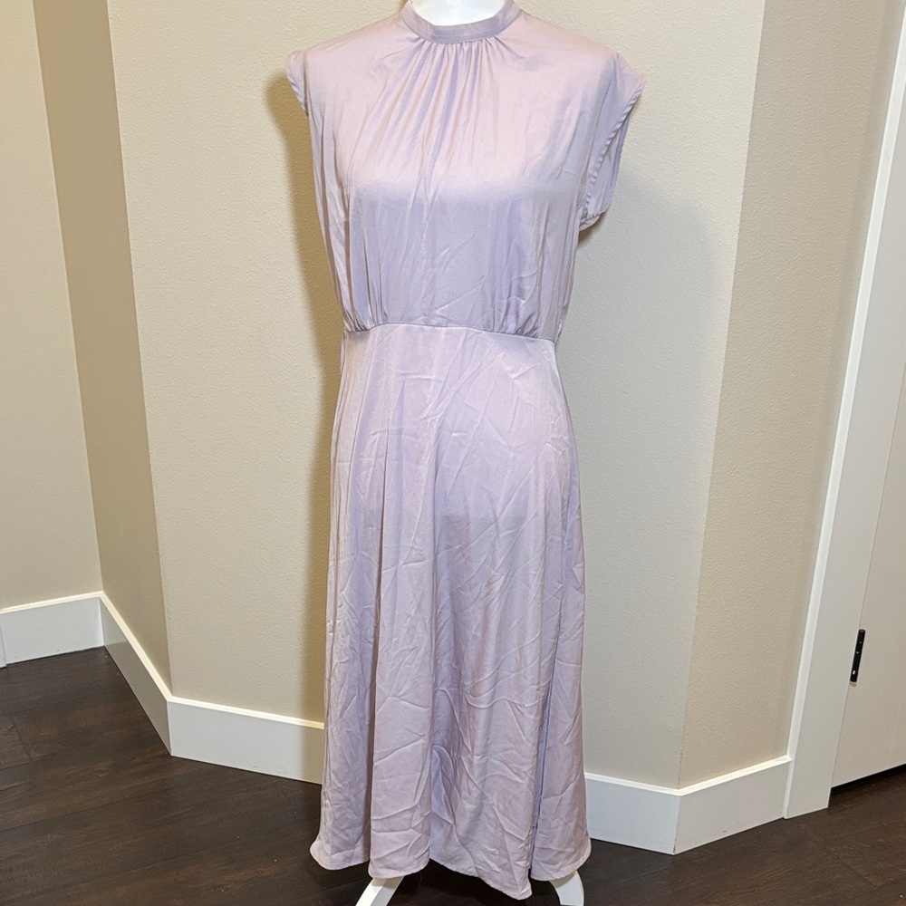Chic Lavender Midi Dress